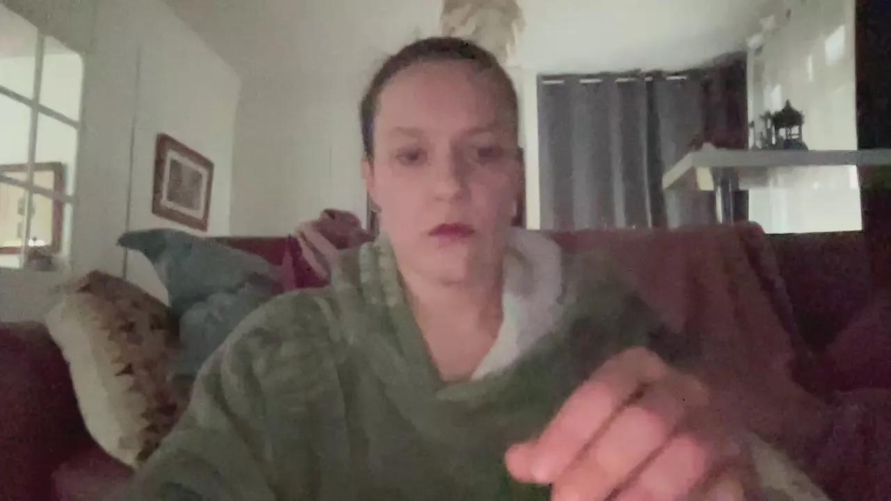 StrangeGirl_666 — Freechat on Cam4