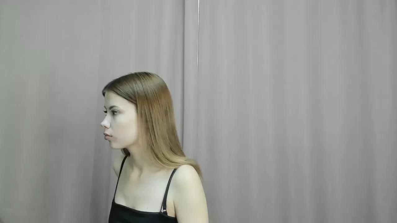 SunnivaHelling on Cam4 