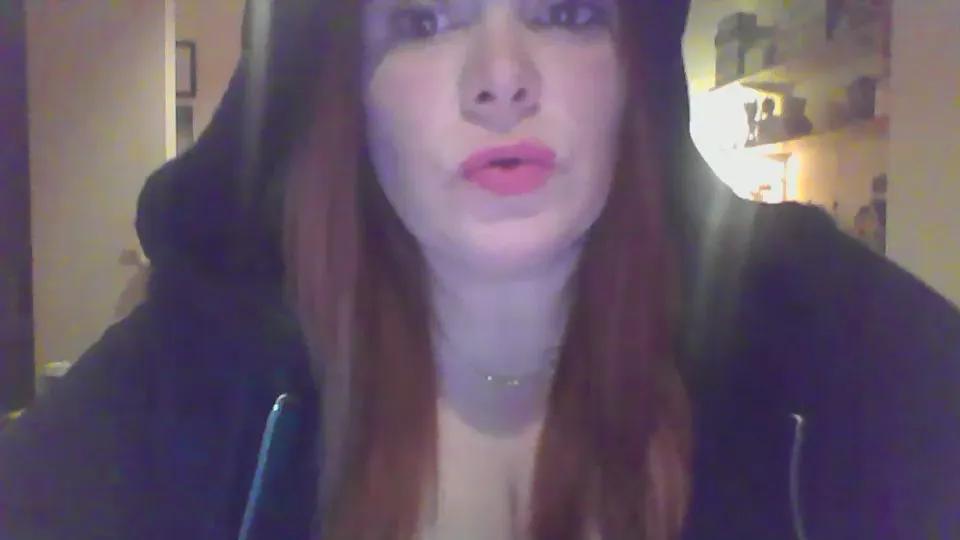 Sweet_82 — Freechat on Cam4