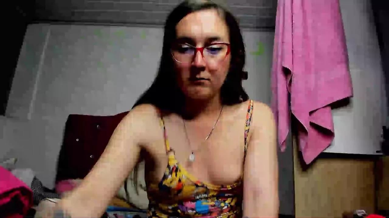 sweet__suck69 on Cam4 