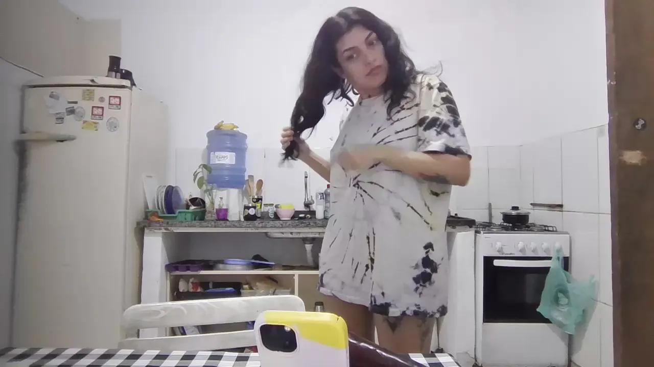 sweetdevil31 on Cam4 