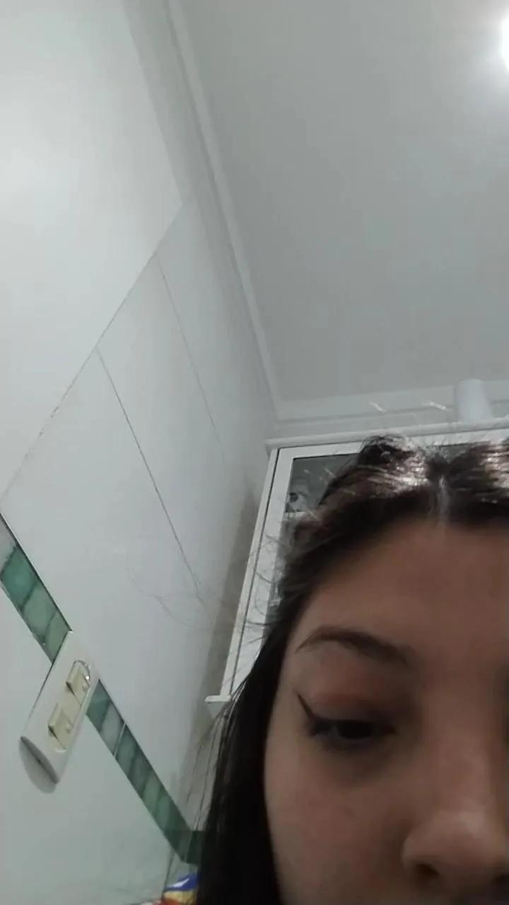 sweetluna_xxx on Cam4 