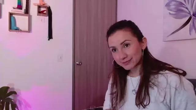 SweetNessa_ on Cam4 