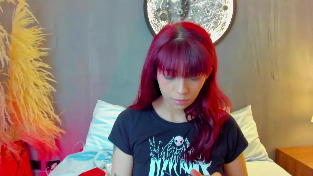 sweetpeach_20 on Cam4 