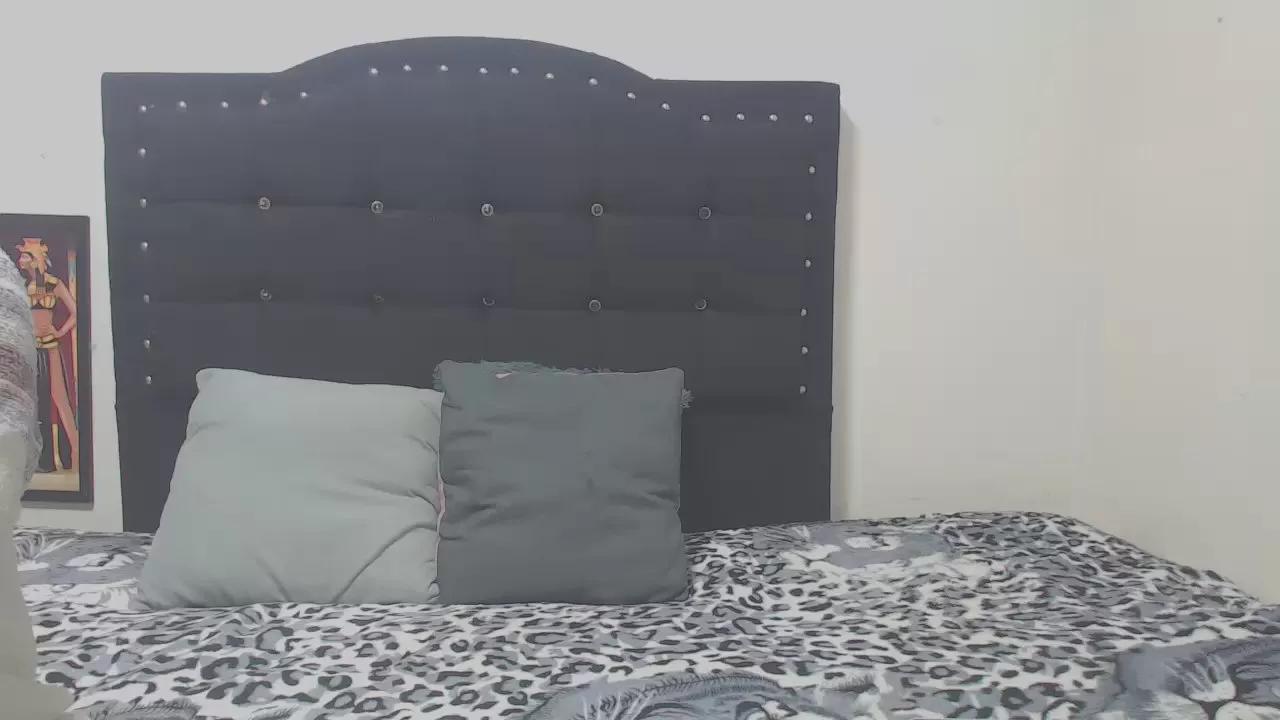 SWET_LIZ on Cam4 