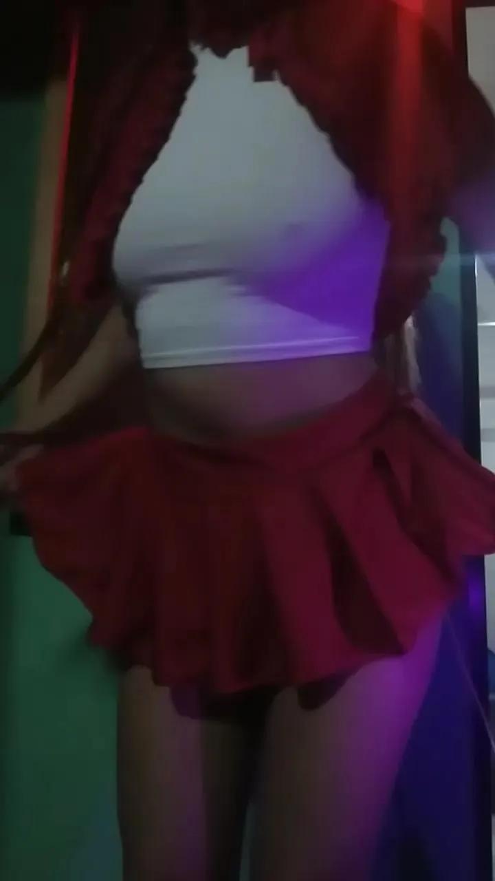 Tastybabyyy888 on Cam4 