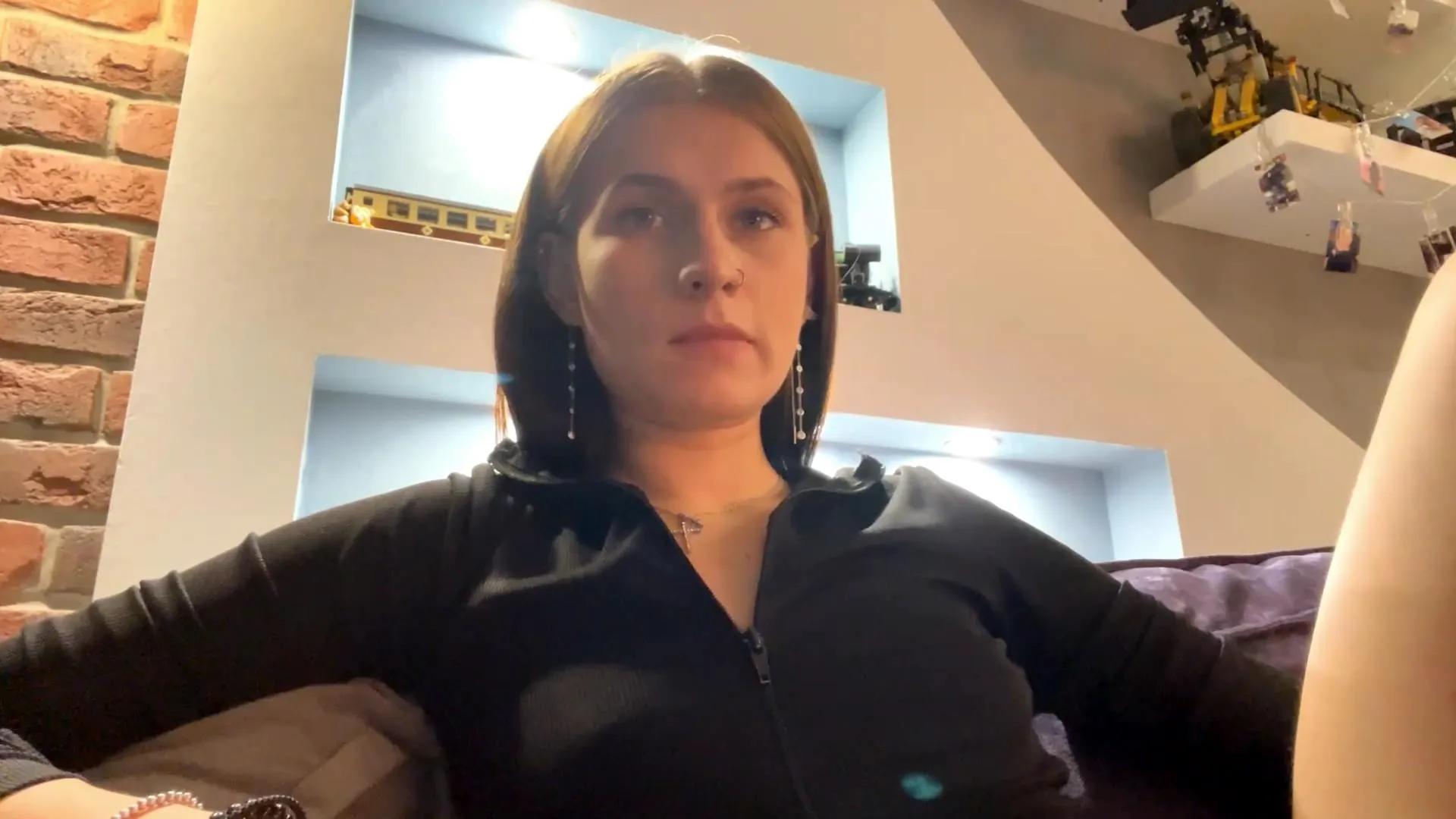 TawnaWidrick —  #bigass #strapon #striptease #fisting #blowjob #pussy #cum