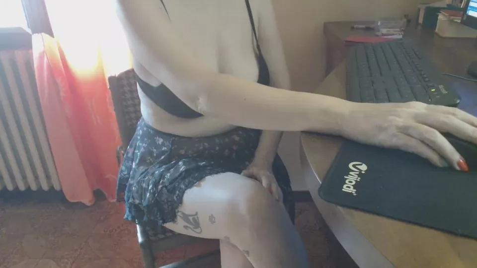tentatrice74 on Cam4 