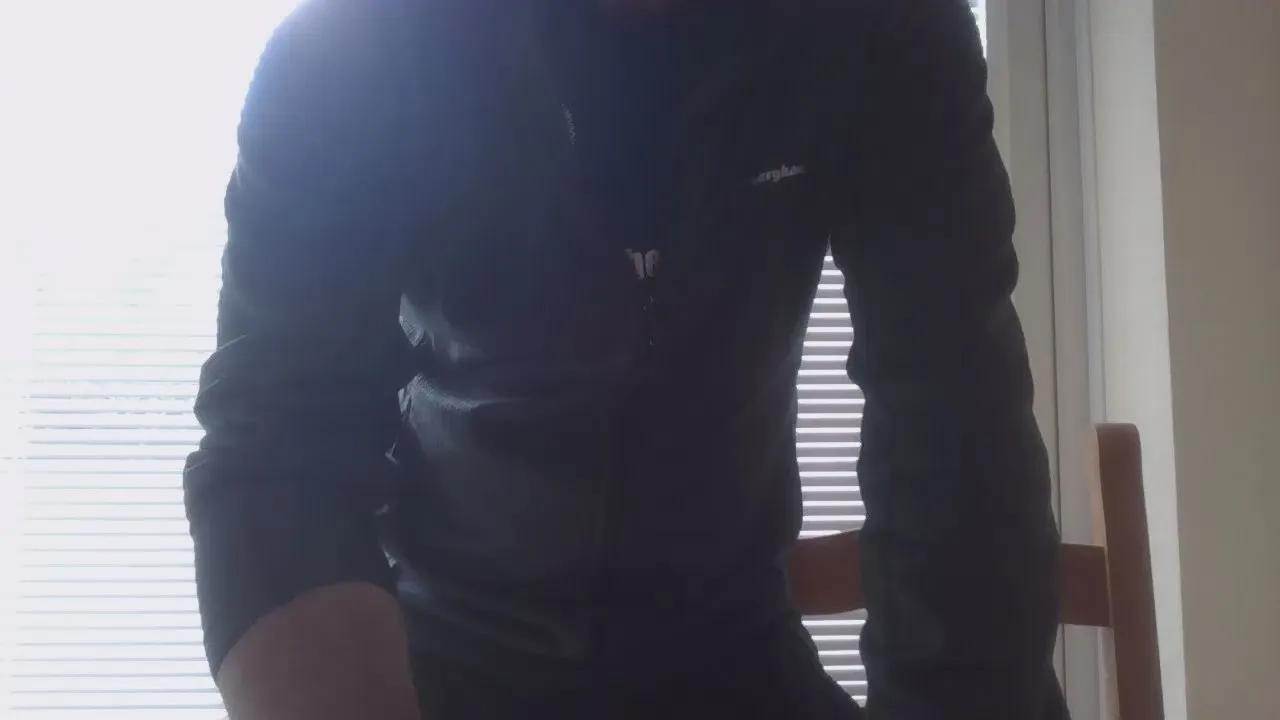 thethefin on Cam4 