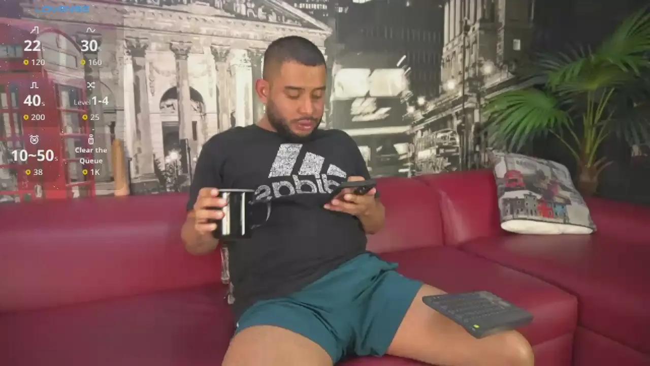 Offline THIAGOXBIG on Cam4