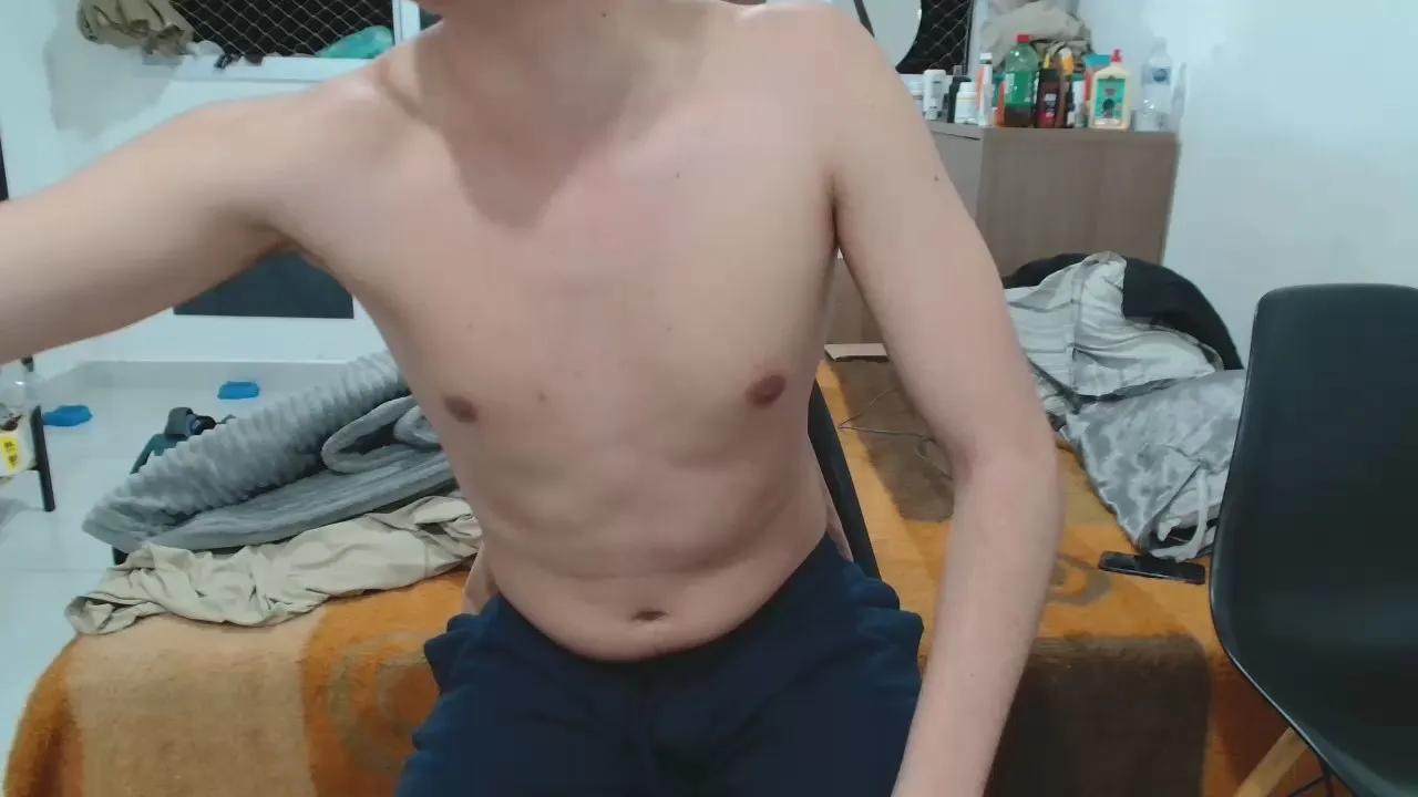 Thomas_FRZ —  #milk #masturbation #smoke #striptease #cum #ass #feet