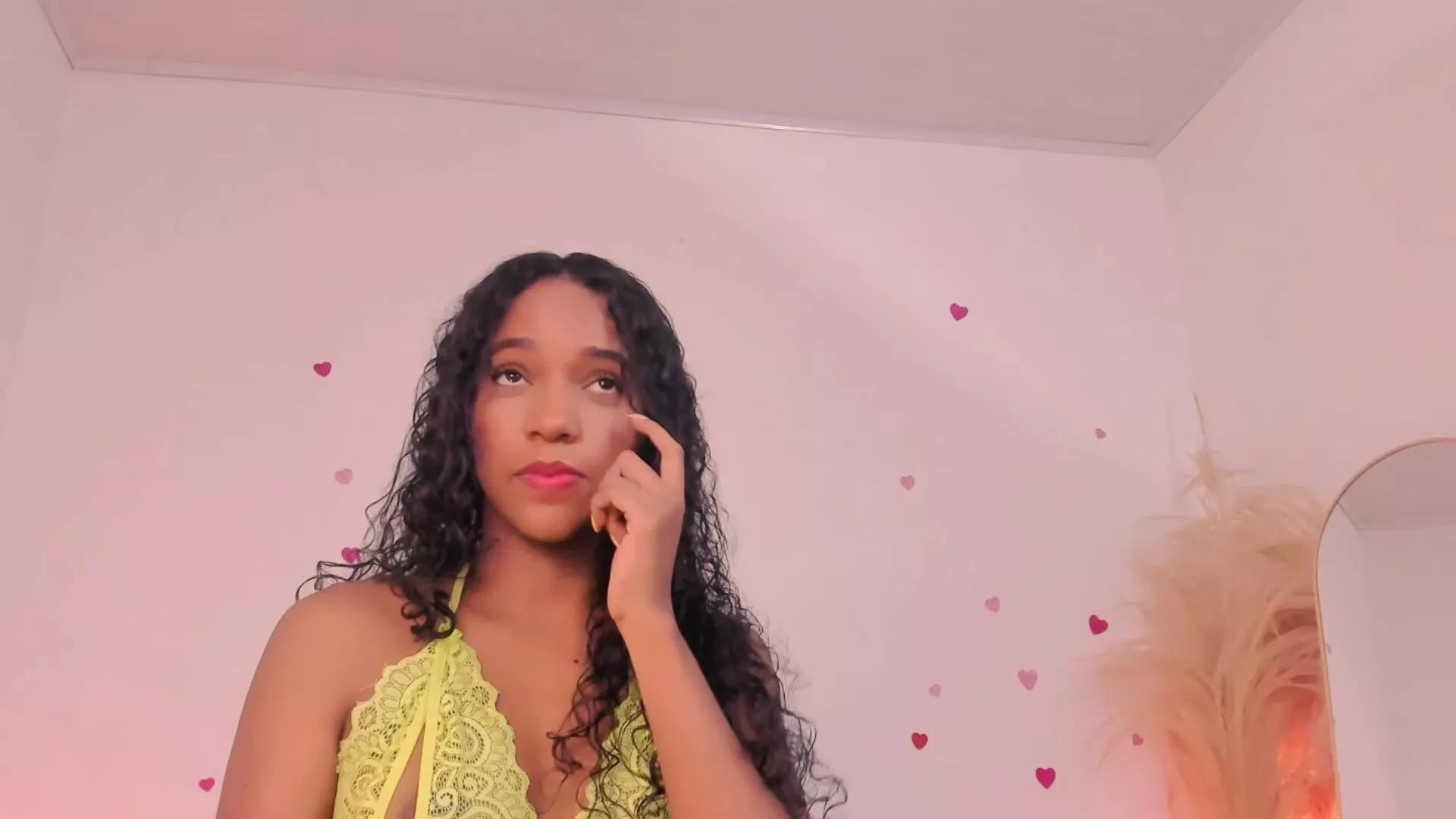 Offline TinaRouse on Cam4