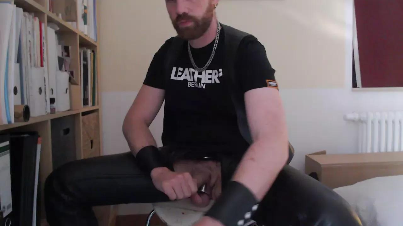 tiptop_xx on Cam4 