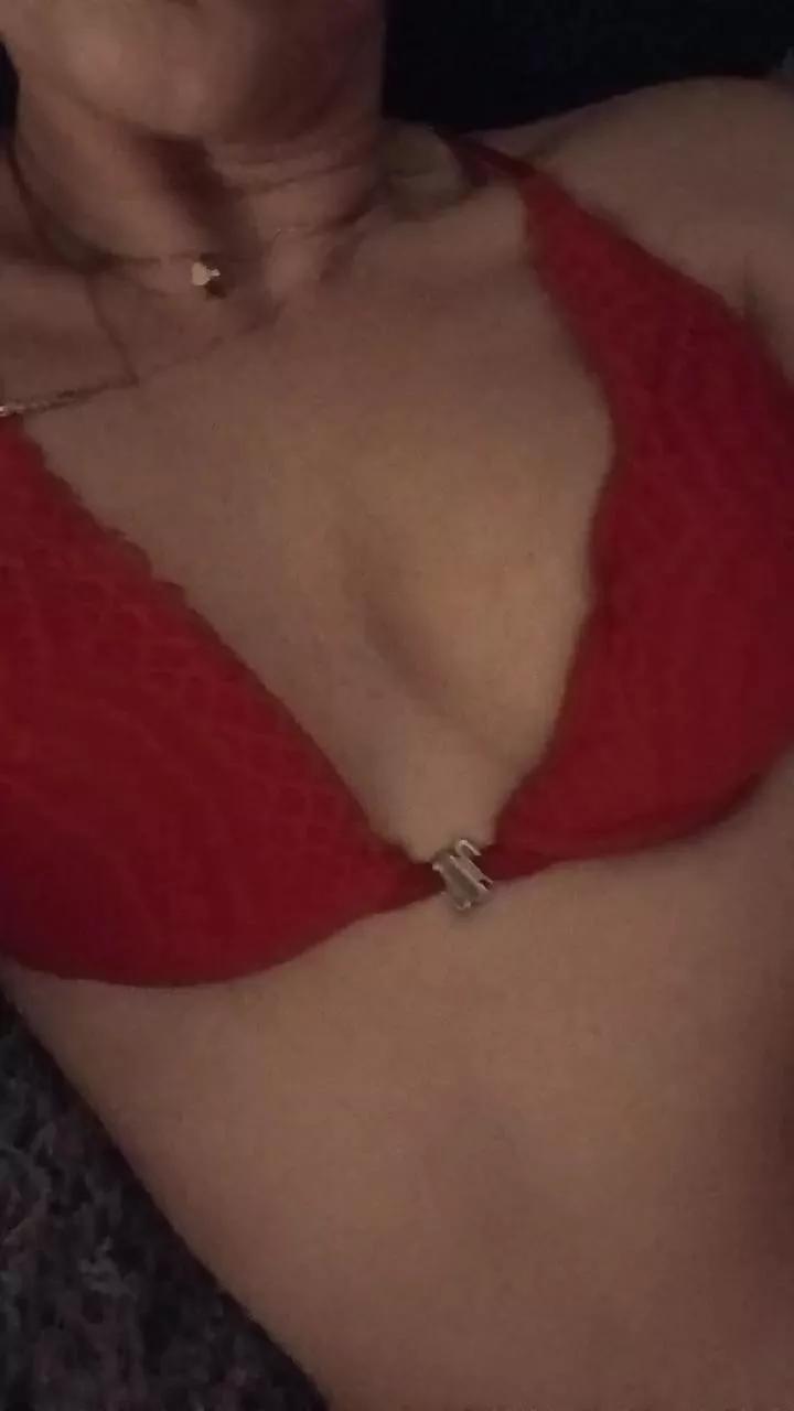 Titouna on Cam4 