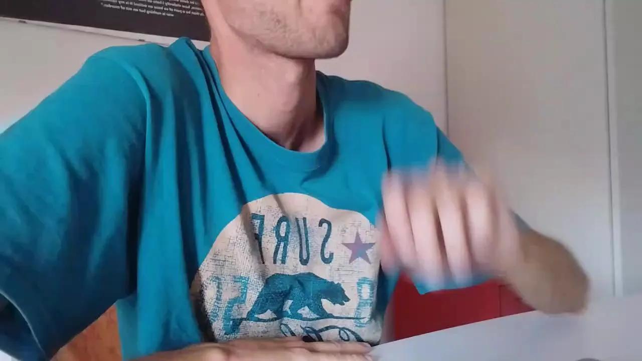 Offline Tom_ita1 on Cam4