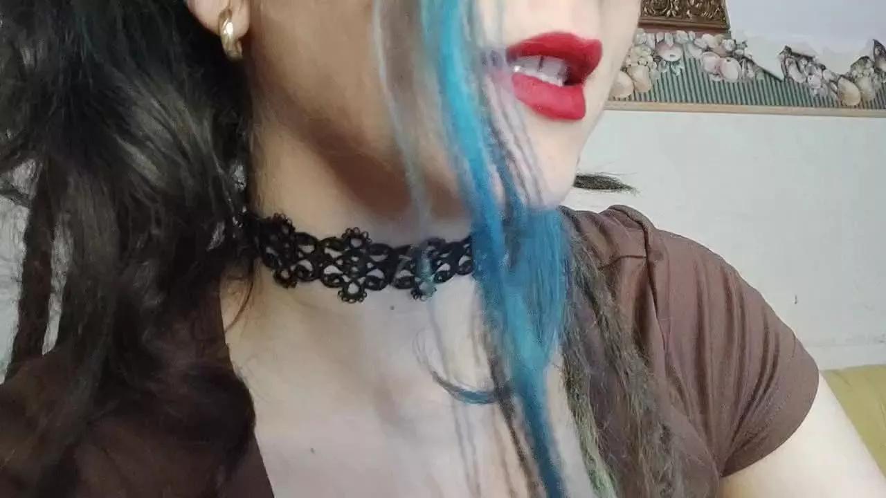 totem45 on Cam4 