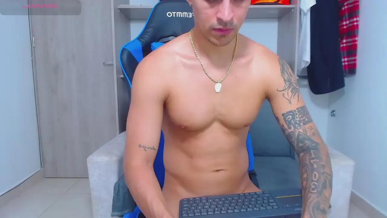 Offline tristan_bm on Cam4