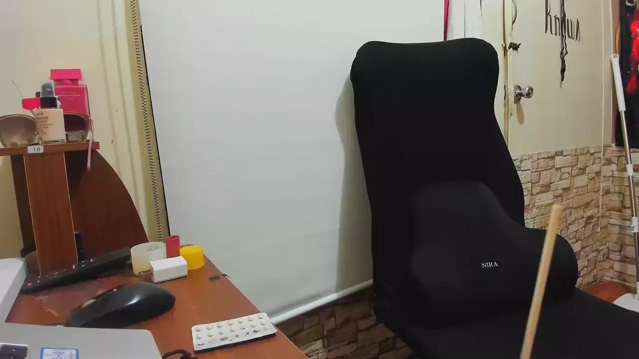 Freechat TSnicoleDOLL22 on Cam4