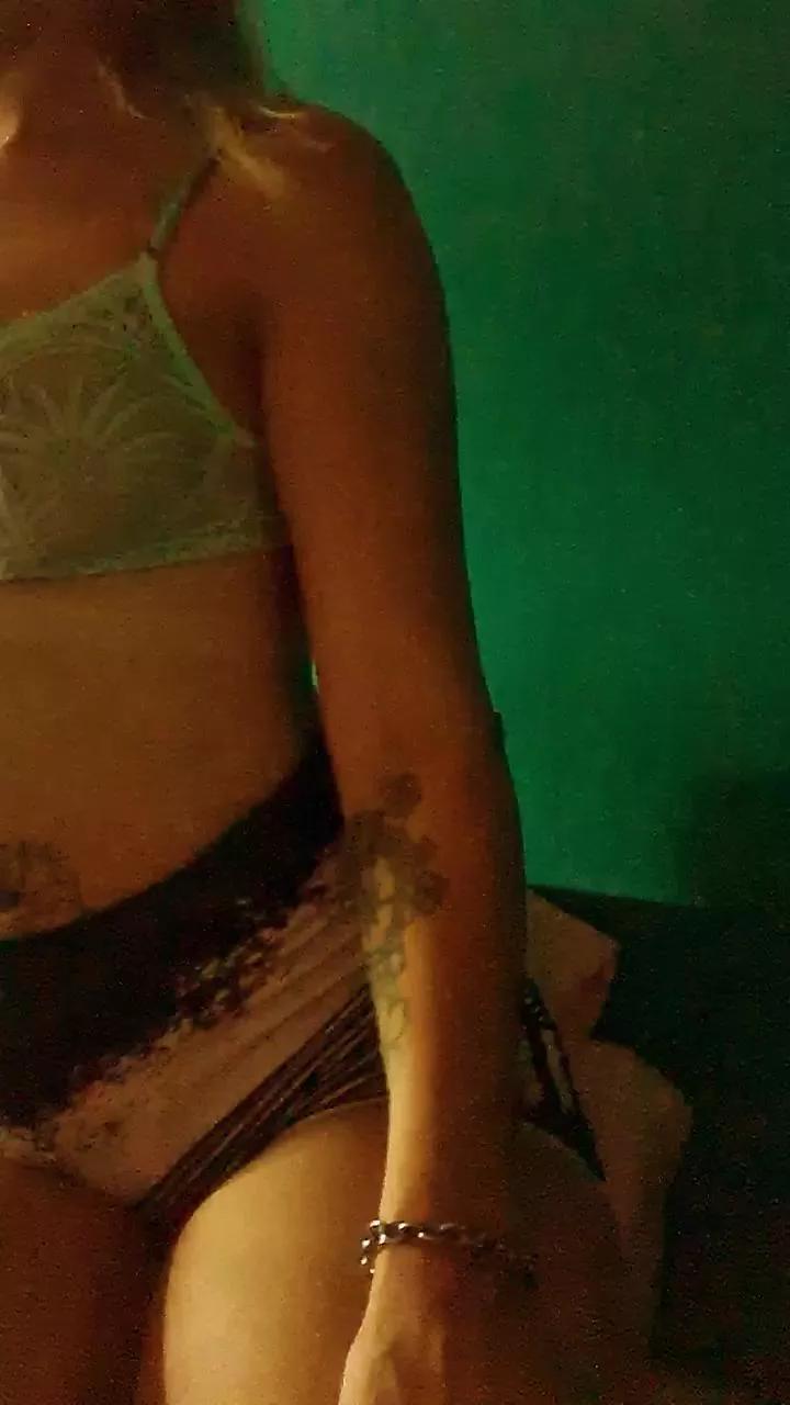 TuCulonaxxx on Cam4 