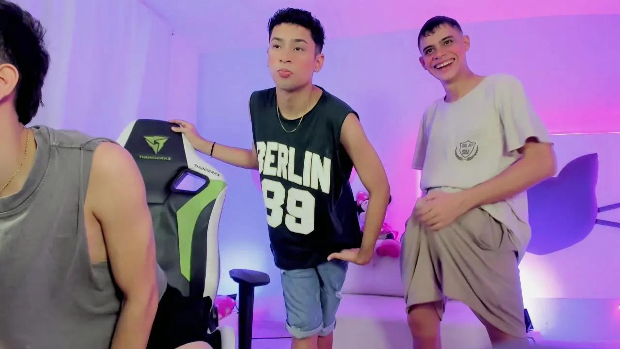 Avatar of twinks_boys_