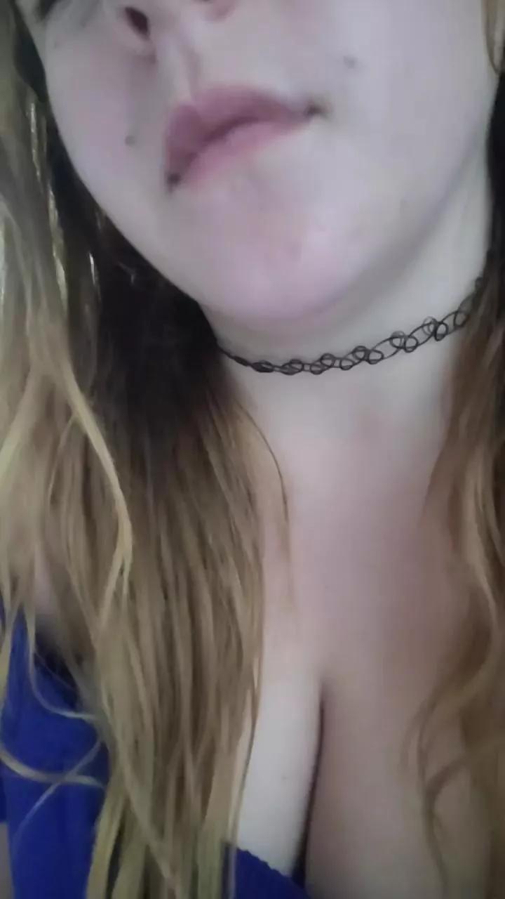 Ursula98 on Cam4 