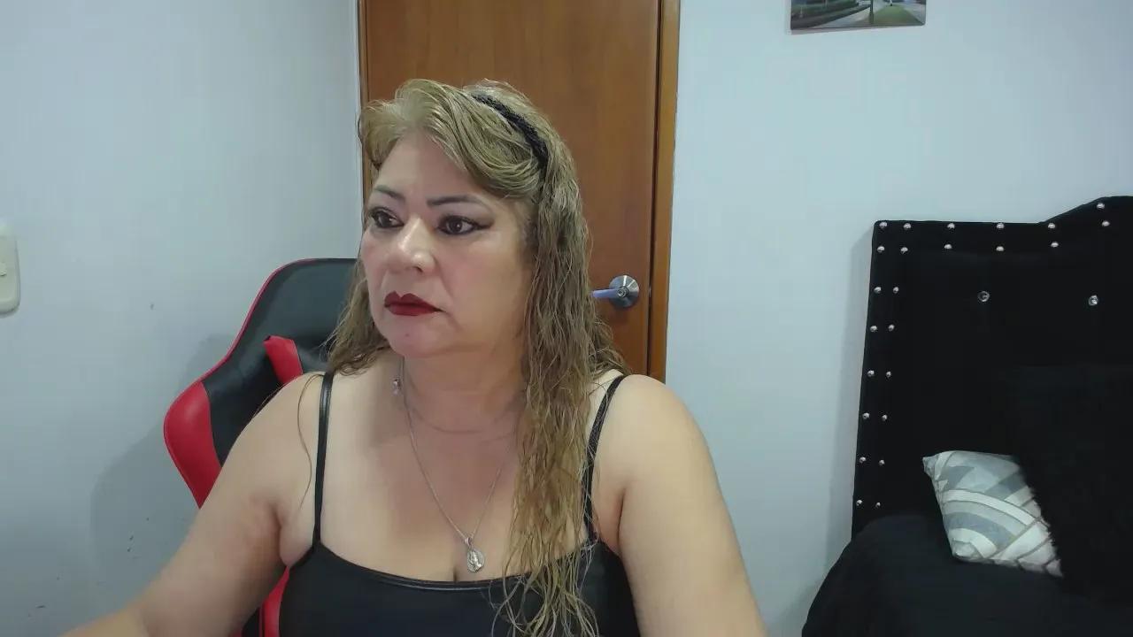 Avatar of URSULAWHITE69