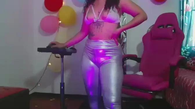 Avatar of valentina_fiery