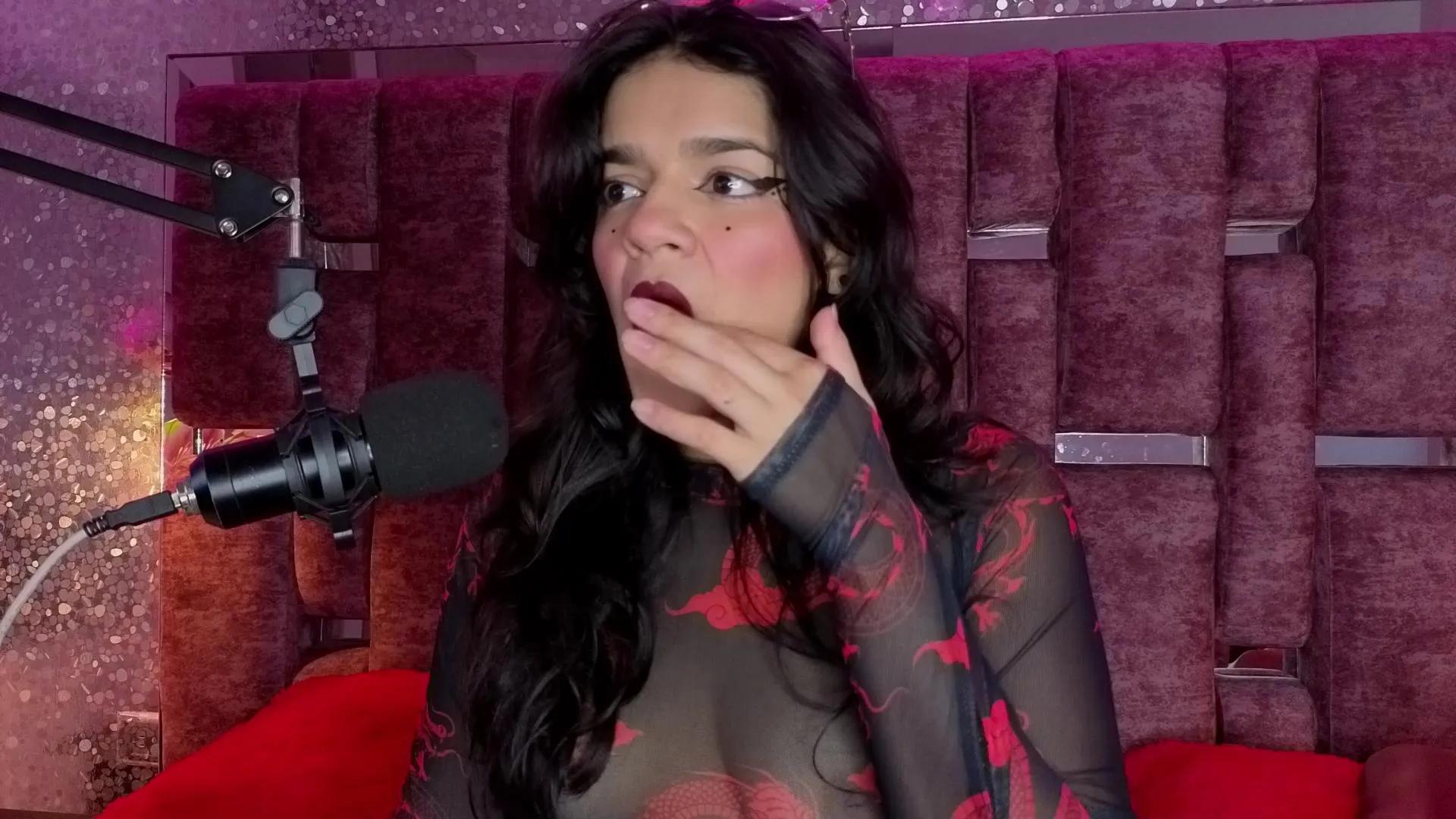 Offline ValerieKay on Cam4