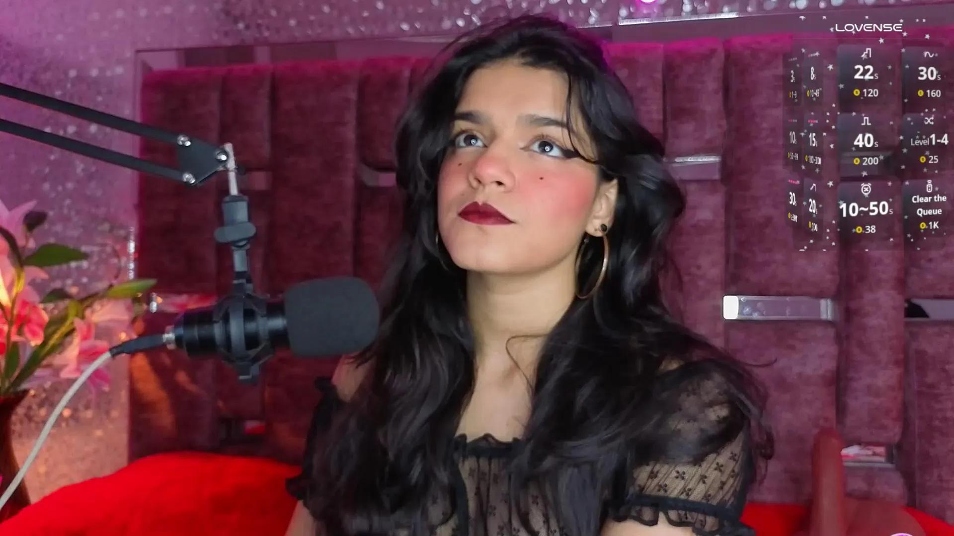 Offline ValerieKay on Cam4