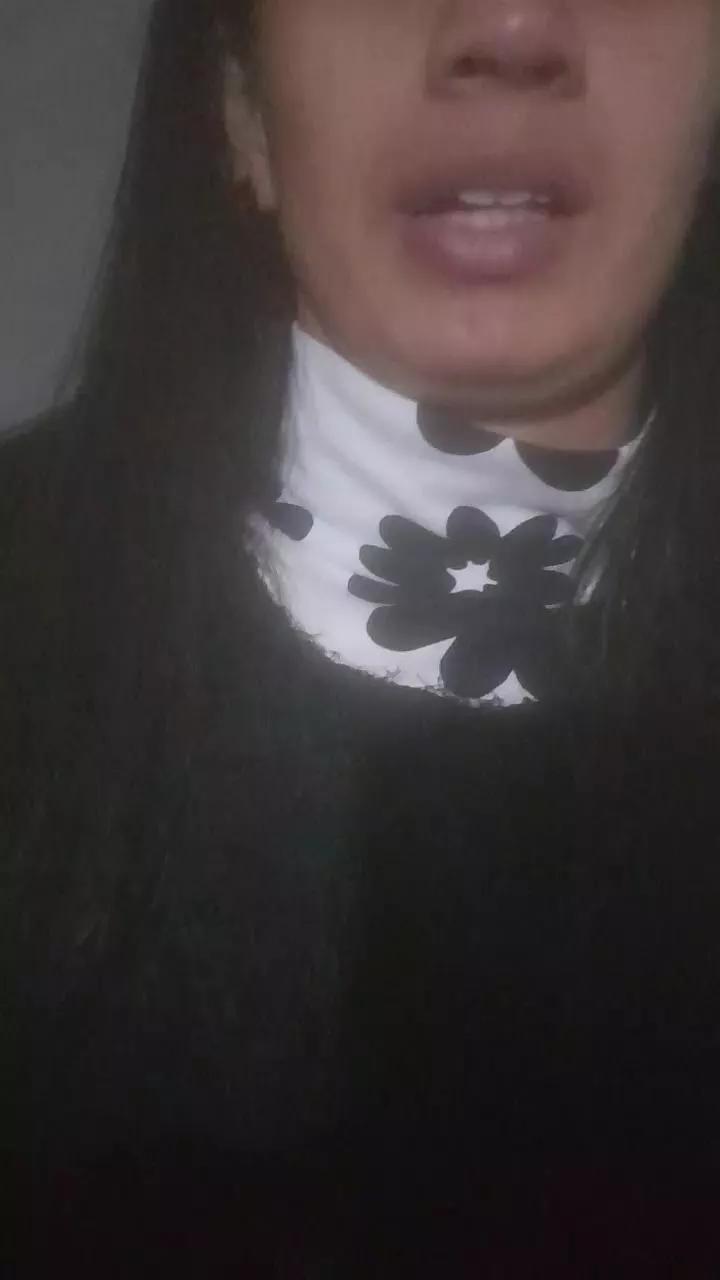 Offline Vanentina_723 on Cam4