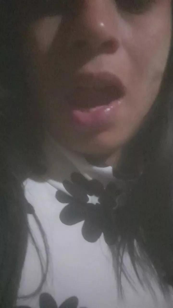 Offline Vanentina_723 on Cam4