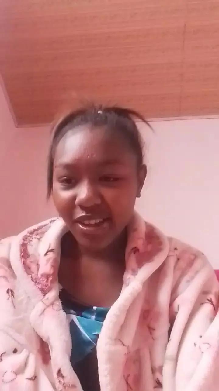 Vannyah2 on Cam4 