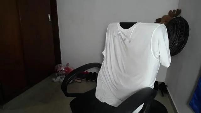 Offline Venelope1 on Cam4