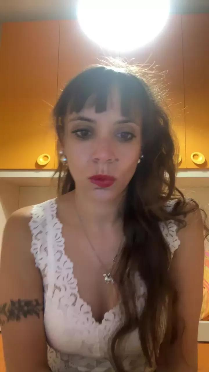 Vevepeperina91 on Cam4 