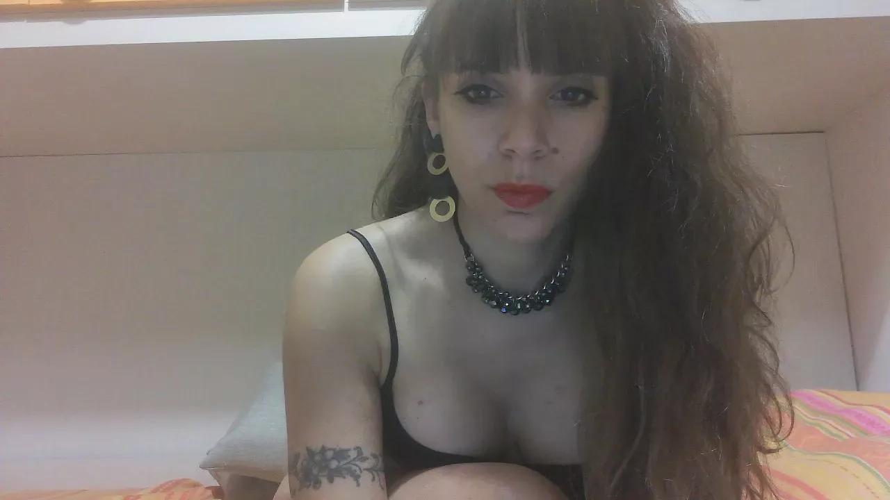 Vevepeperina91 on Cam4 