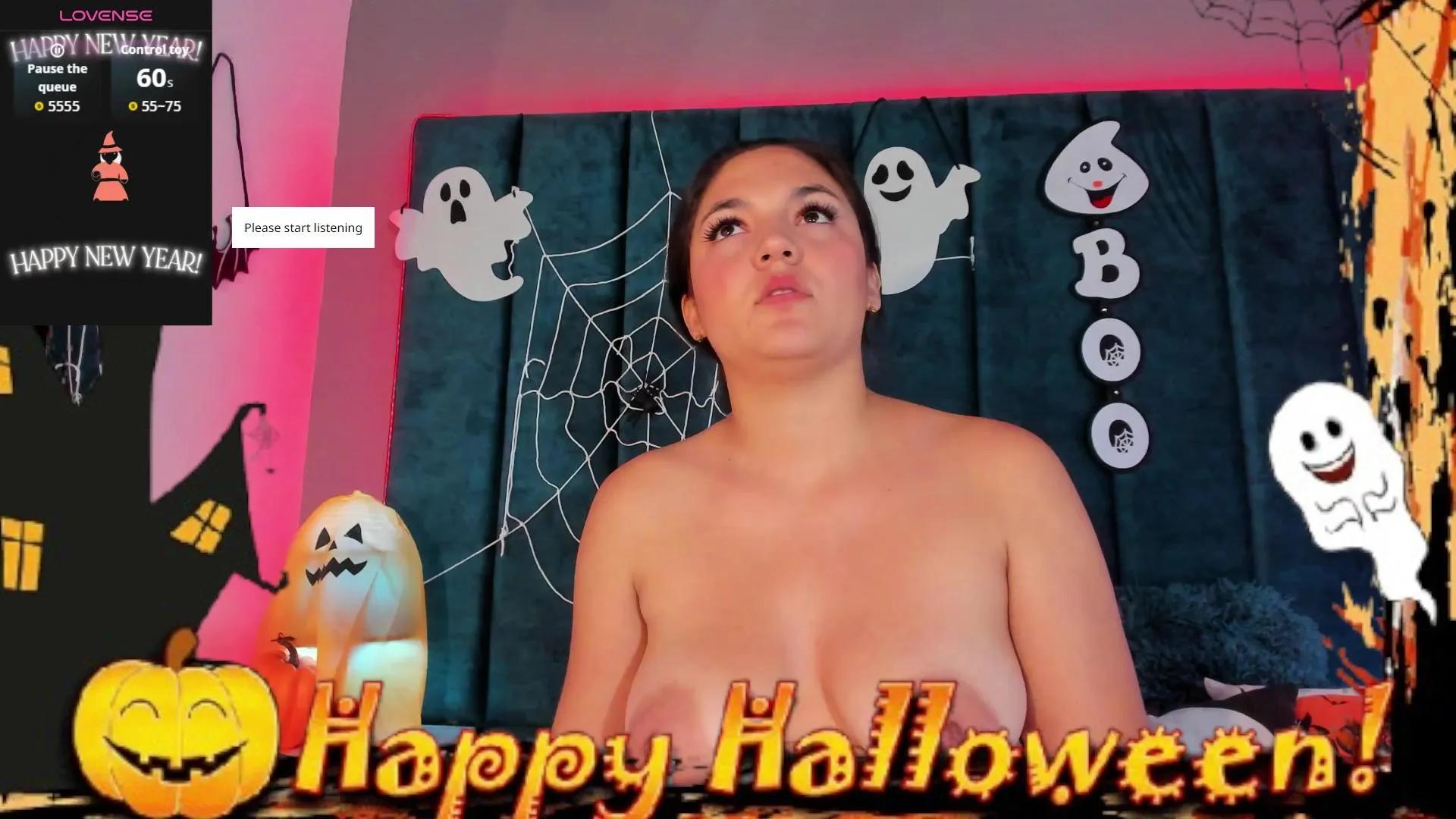 Videl_Star —  #pussy #striptease #bigass #C2C #feet #amateur