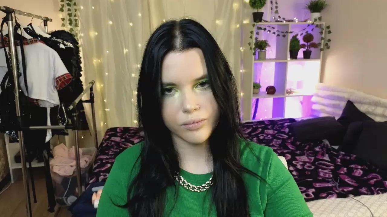 Viola_Bunny — Freechat on Cam4