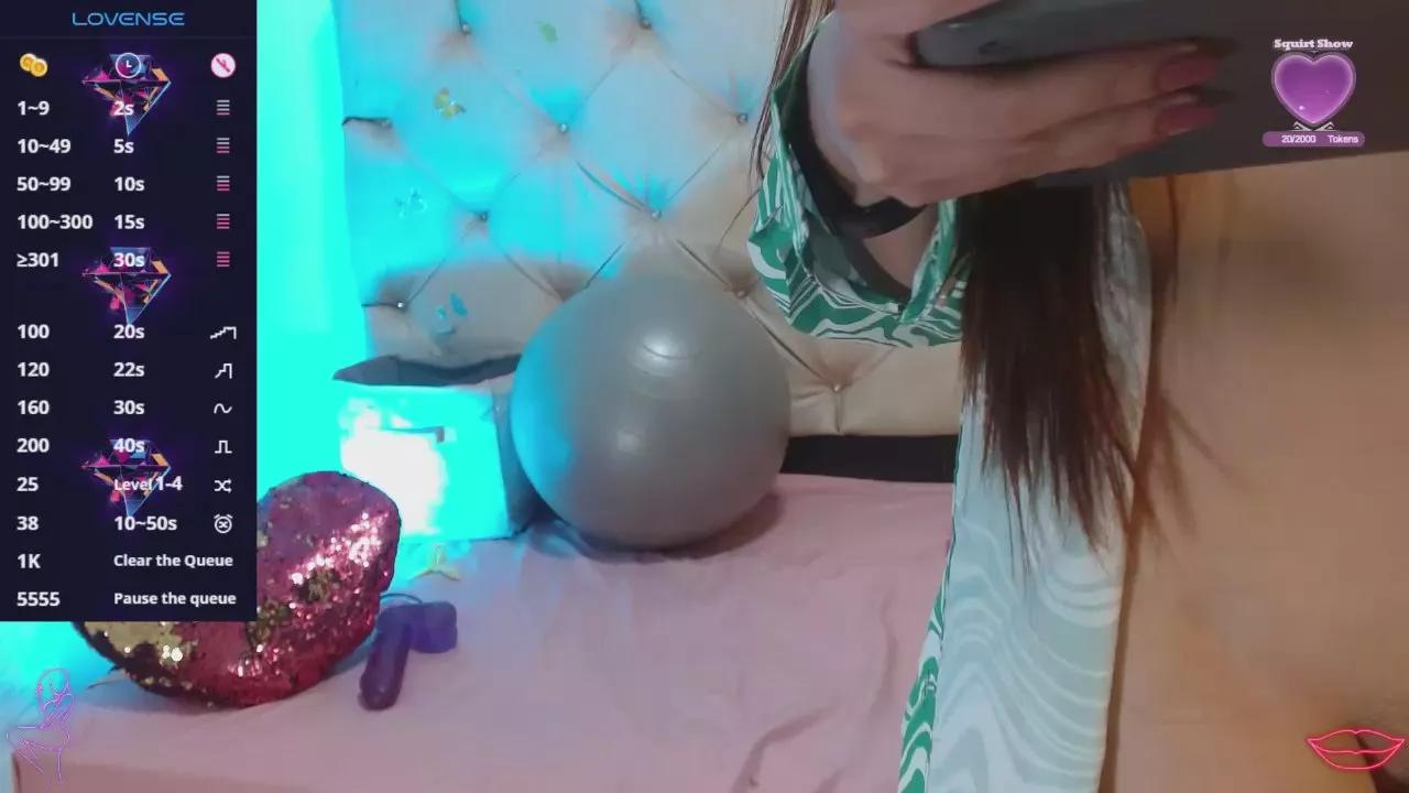 Avatar of violeta_hot22