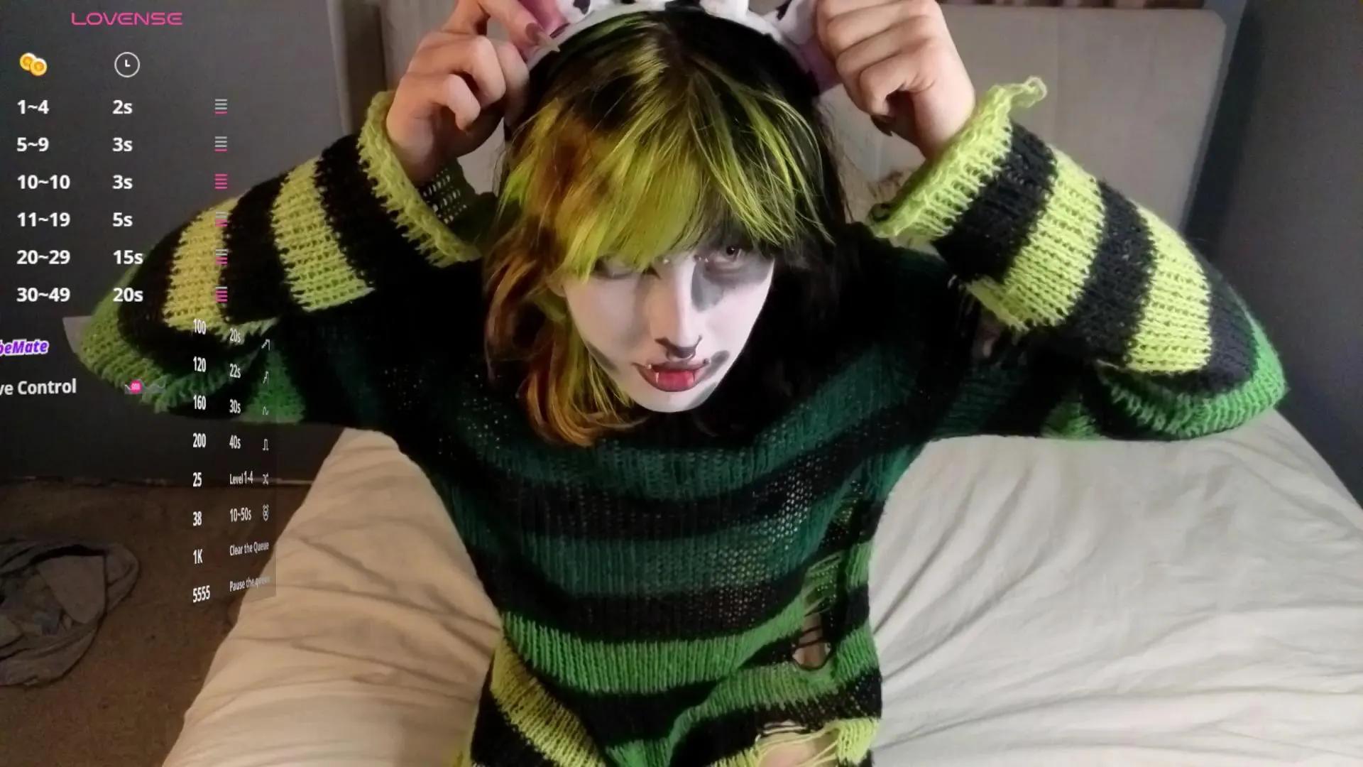 VirgenCostaneda — Freechat on Cam4