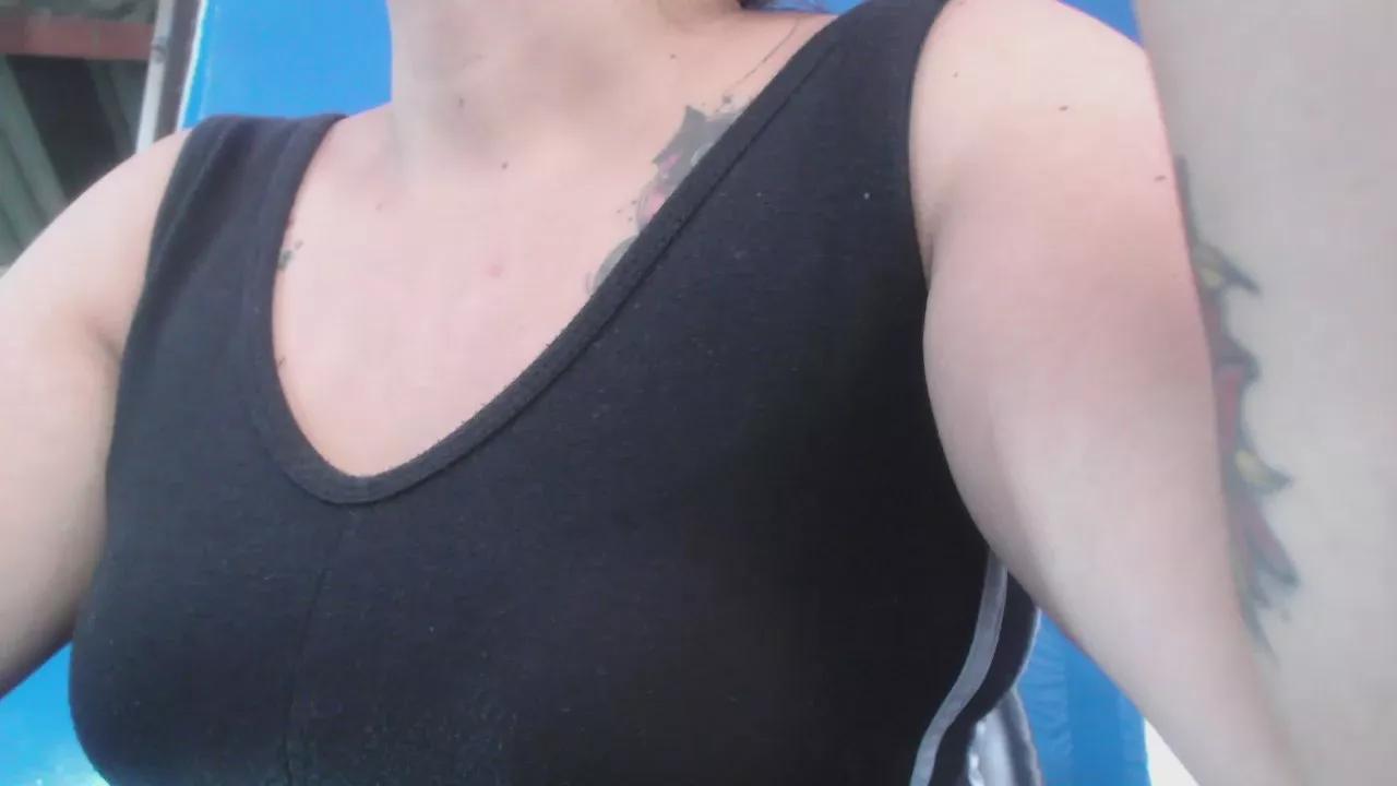 Avatar of vitoria23_