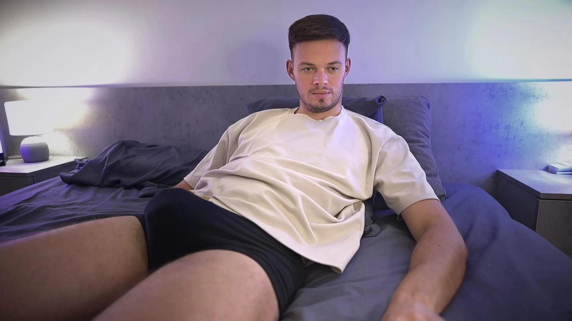 Offline Waynenort on Cam4