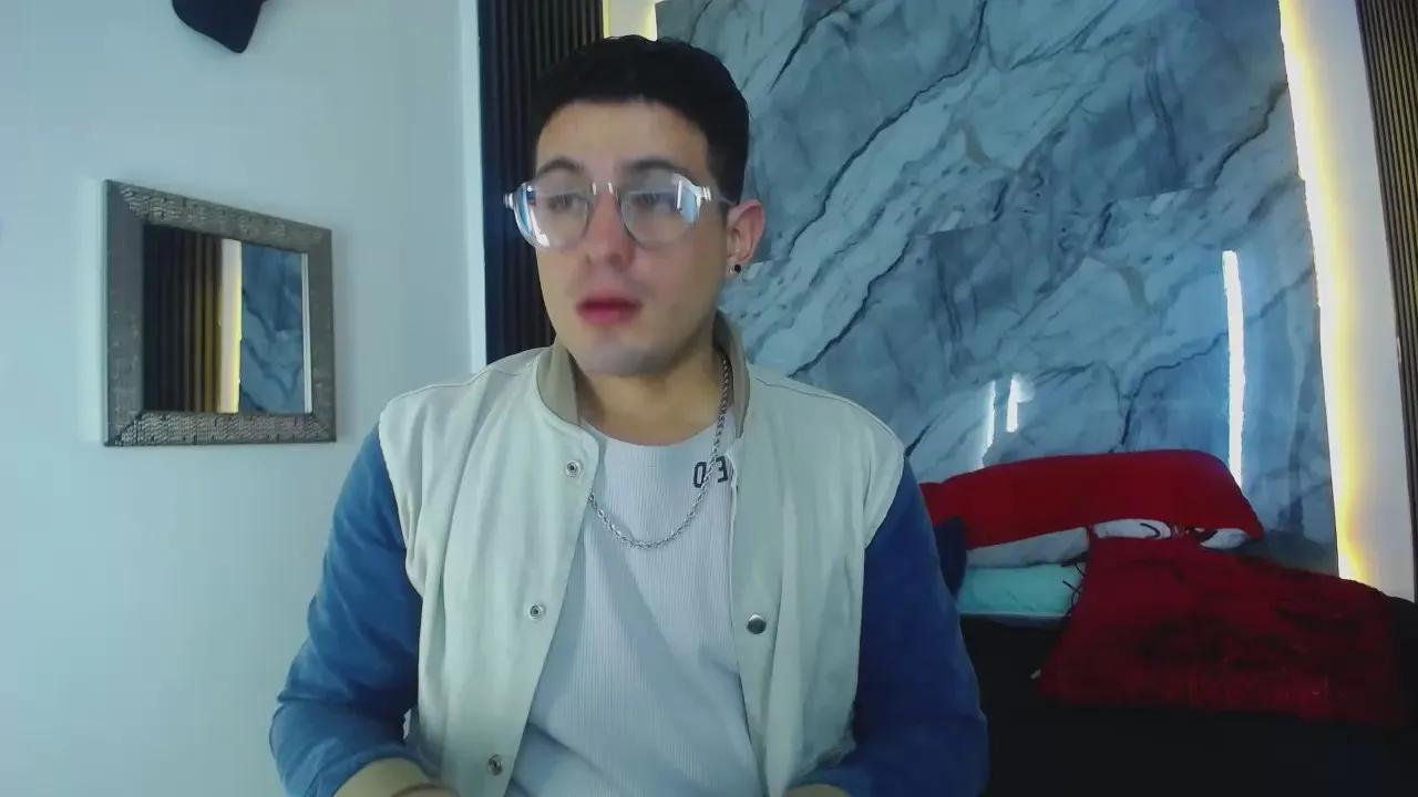 WilliamSteel01 on Cam4 