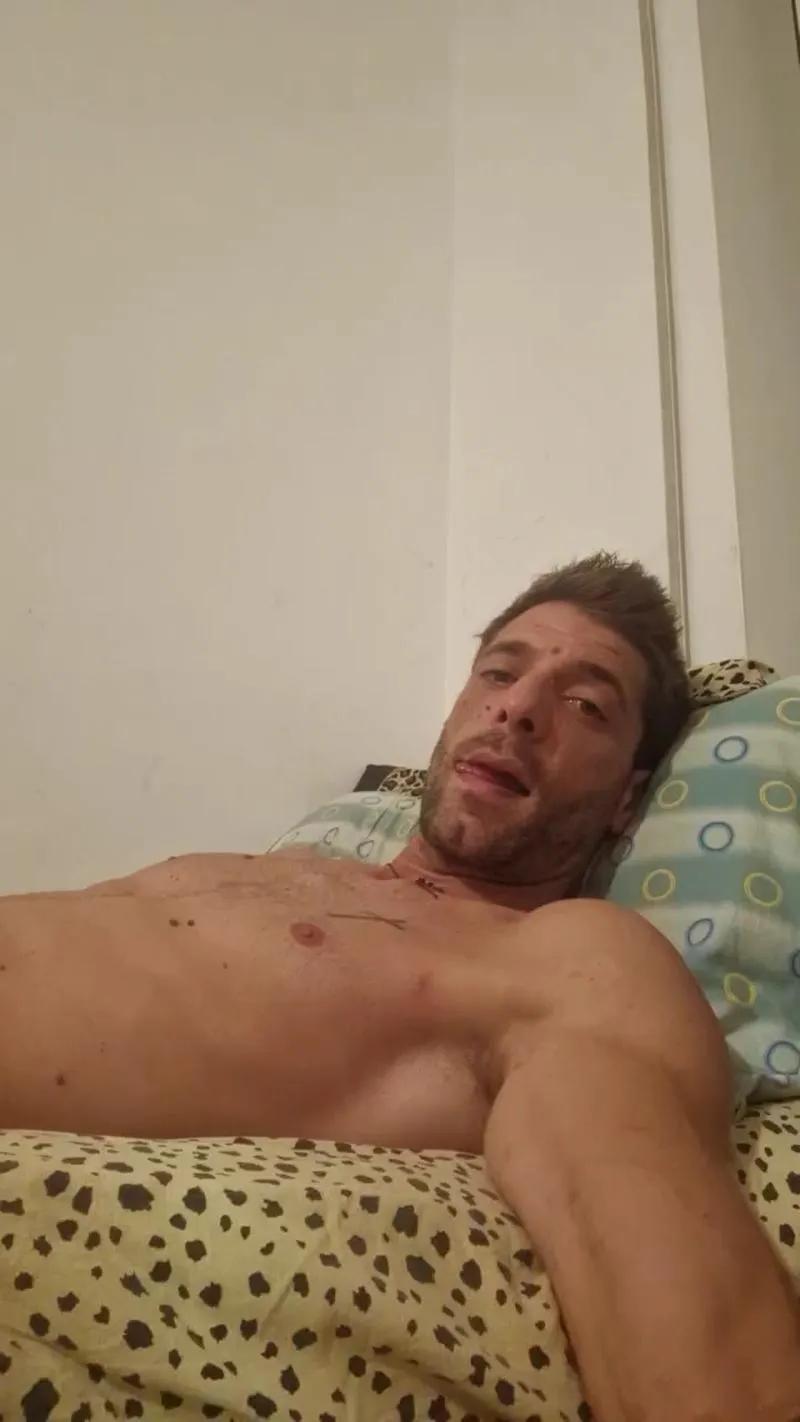 Worriors1989 on Cam4 