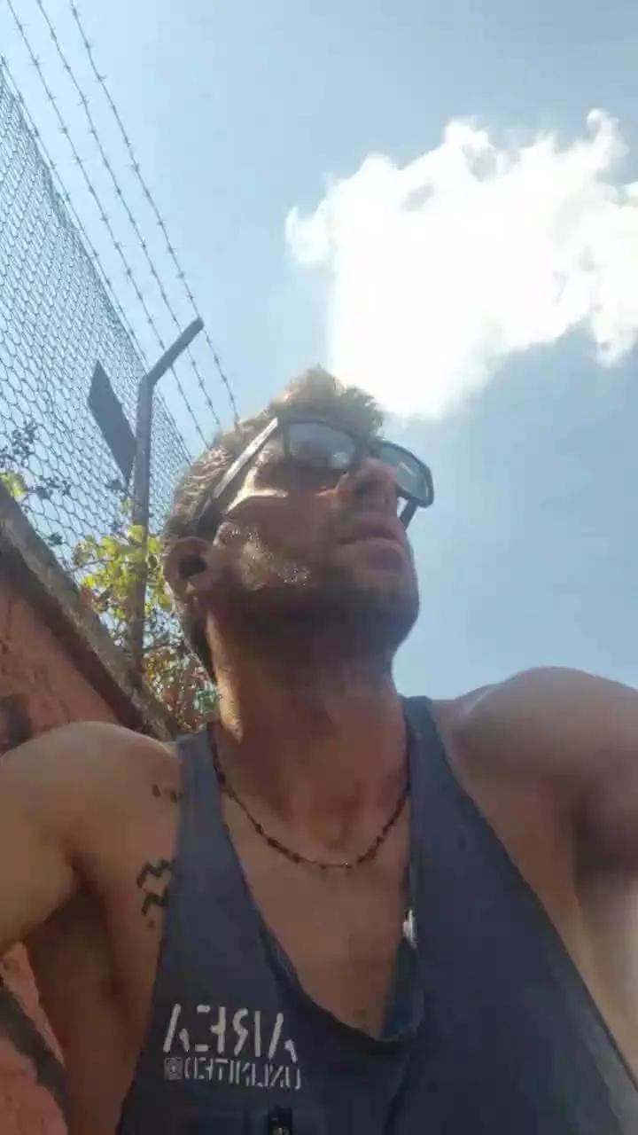 Worriors1989 on Cam4 