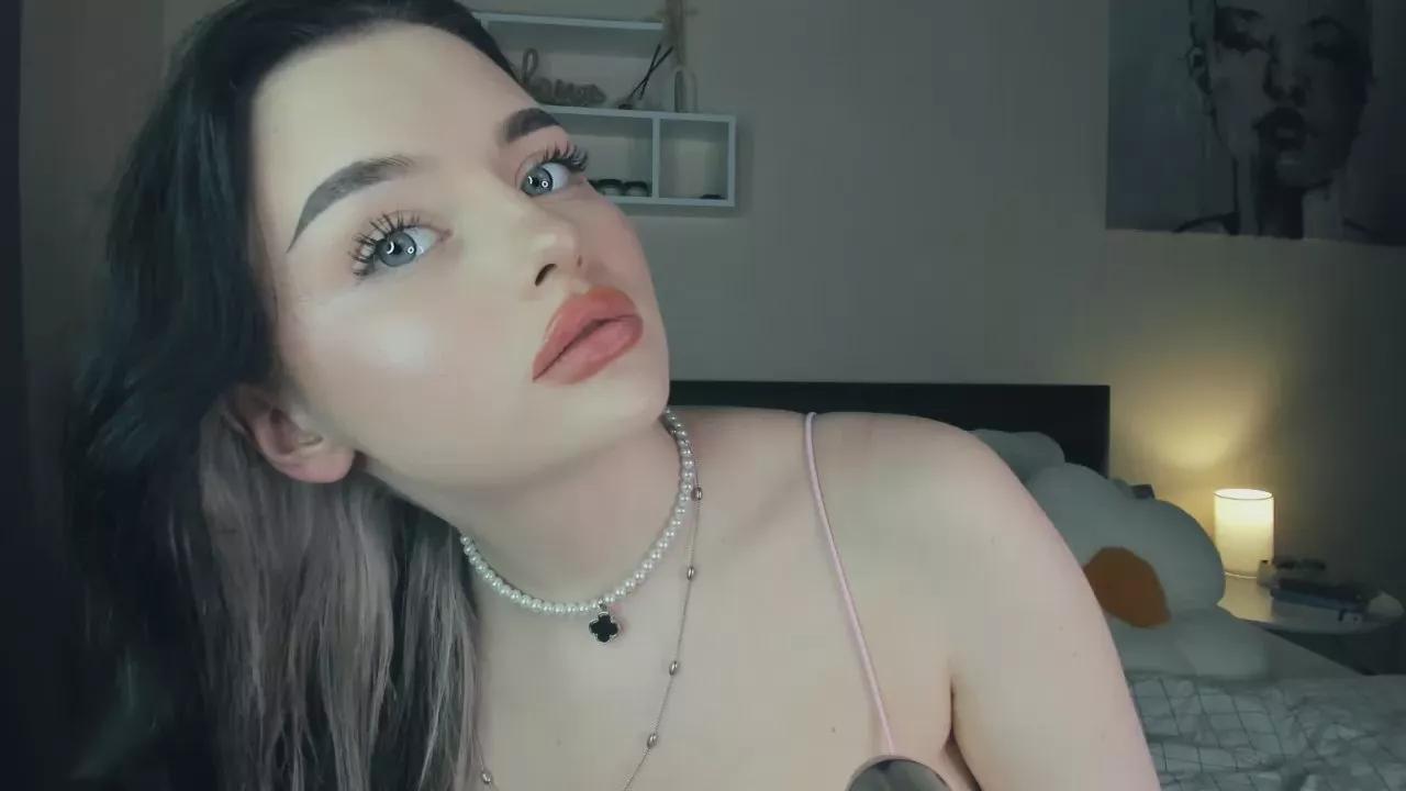 Xcute_capriceX on Cam4 