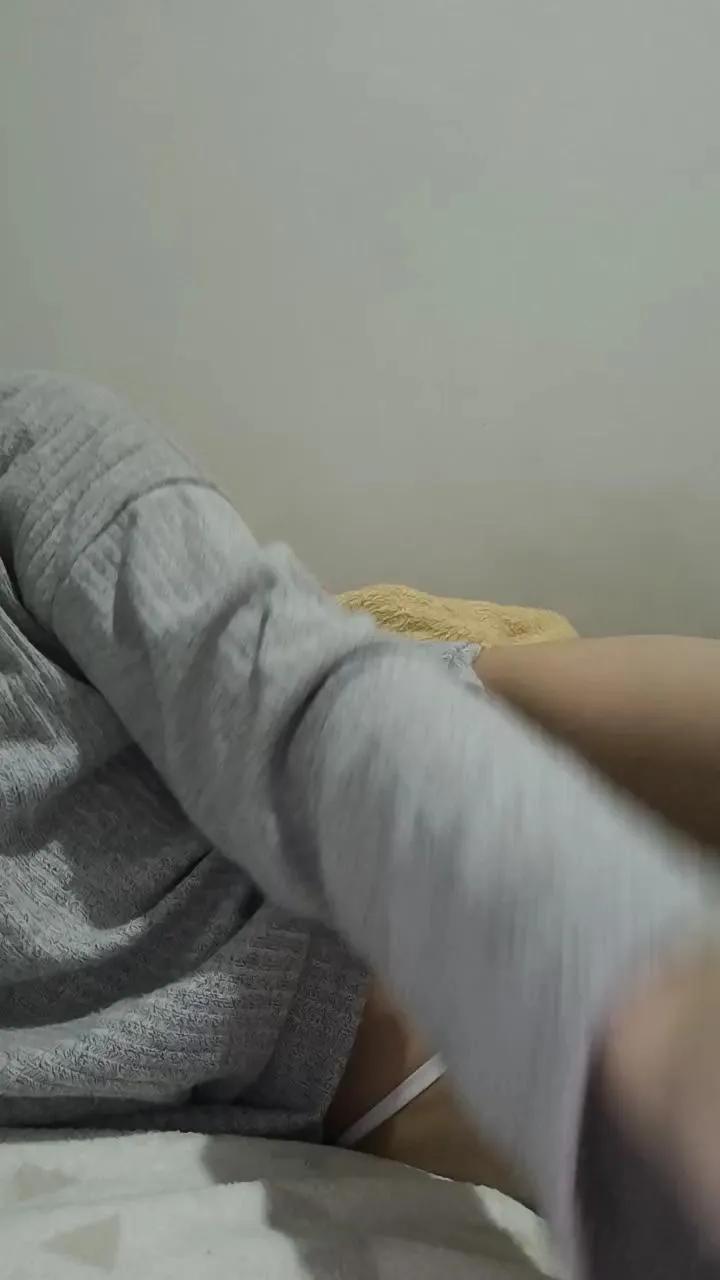 Offline xesmeraldinha on Cam4