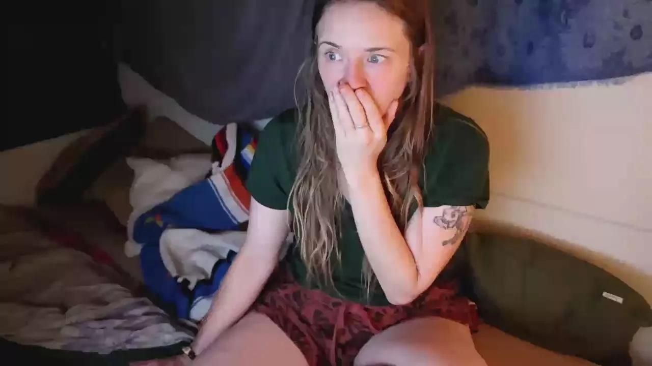XxpixeyxX on Cam4 