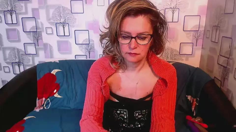 xxSexyMilfxx on Cam4 