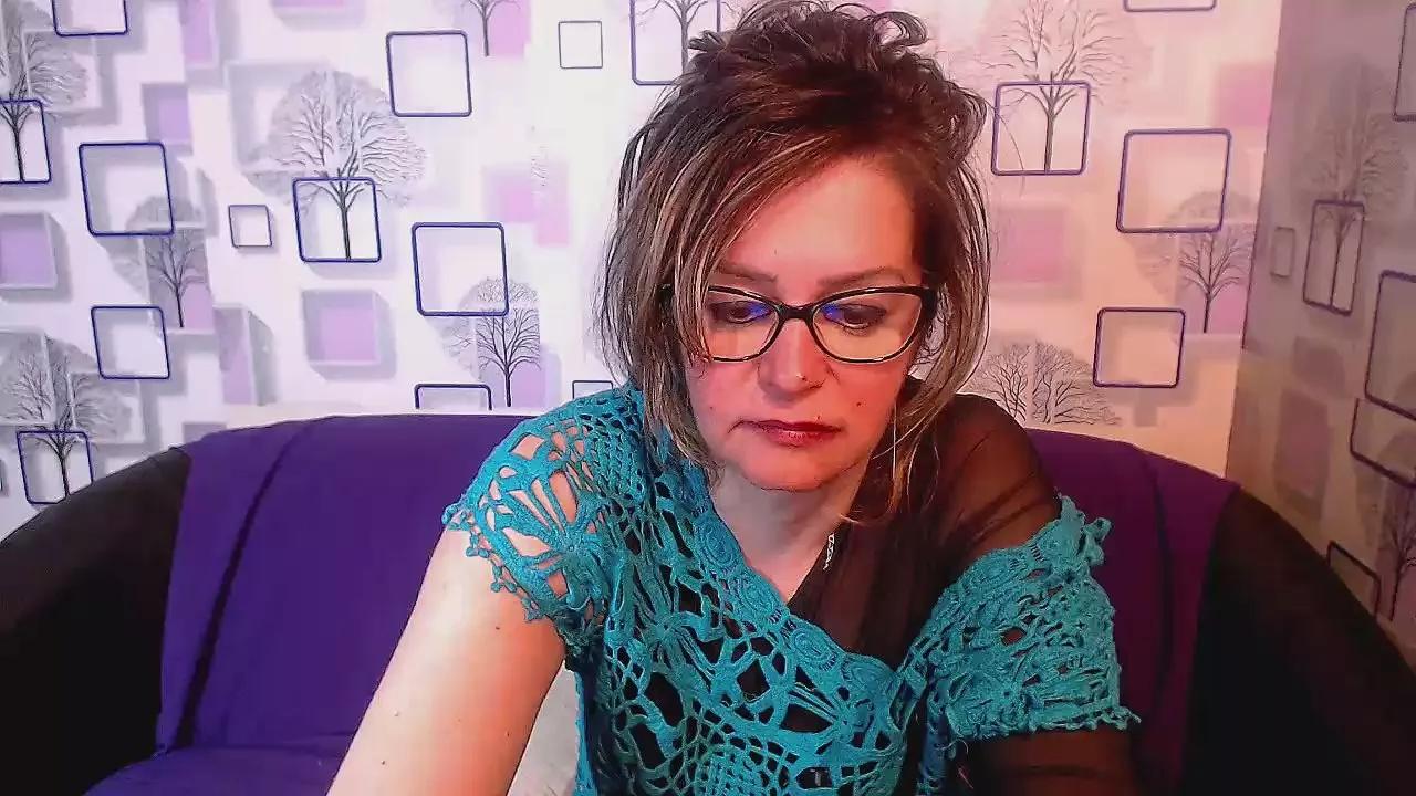xxSexyMilfxx on Cam4 