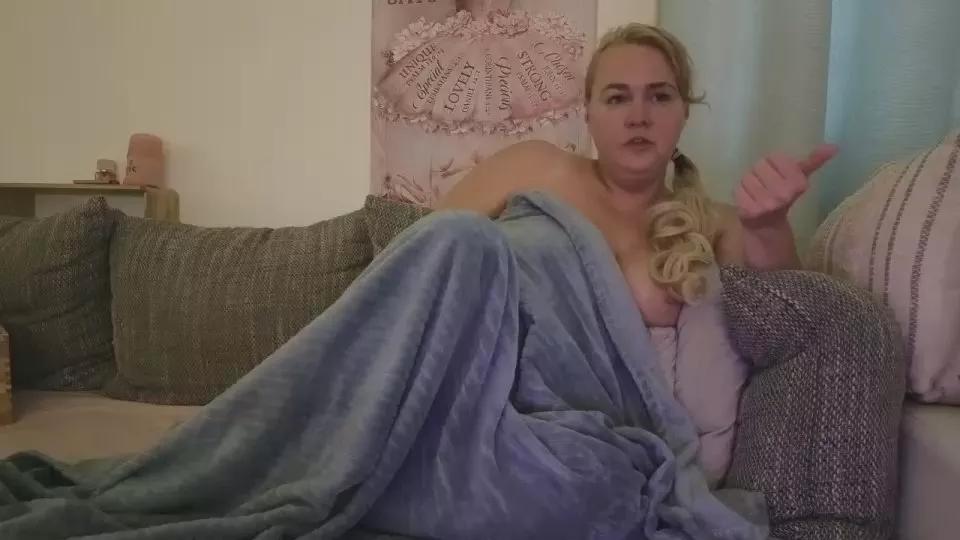 XXSquirtySamXX on Cam4 